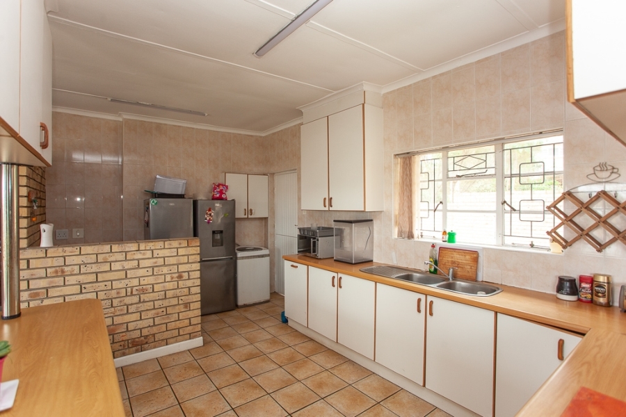 3 Bedroom Property for Sale in Humerail Eastern Cape